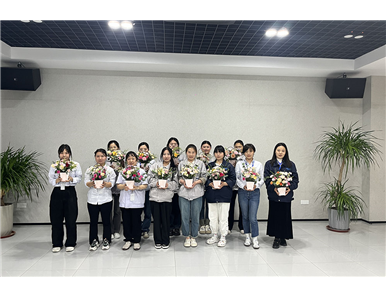Mother's Day Flower‑Arrangement Activity